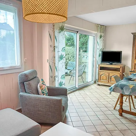 Сasa de vacaciones Maison Familiale A 500m Des Plages Avec Jardin