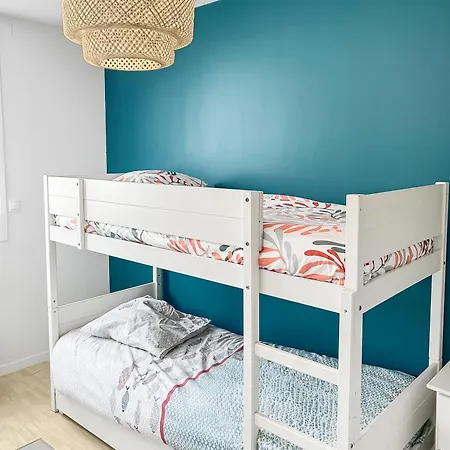 Сasa de vacaciones Maison Familiale A 500m Des Plages Avec Jardin *