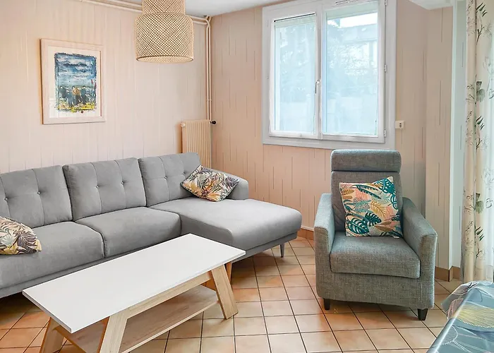 Casa vacanze Maison Familiale à 500m Des Plages Avec Jardin *