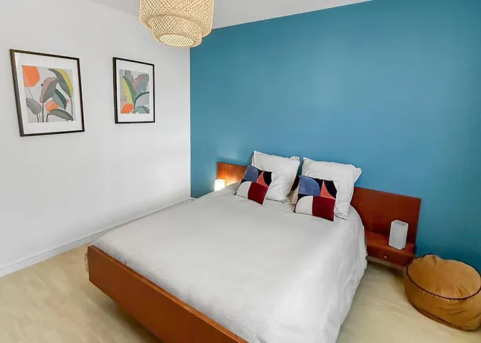 Maison Familiale à 500m Des Plages Avec Jardin *