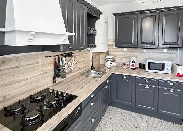 Maison Familiale à 500m Des Plages Avec Jardin